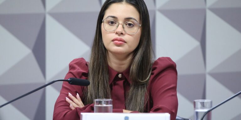 empresaria-passa-mal-e-depoimento-e-encerrado-na-cpmi-do-inss