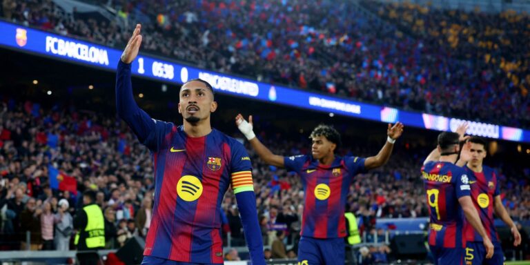 Raphinha marca dois em goleada do Barcelona na Liga dos Campeões raphinha-marca-dois-em-goleada-do-barcelona-na-liga-dos-campeoes