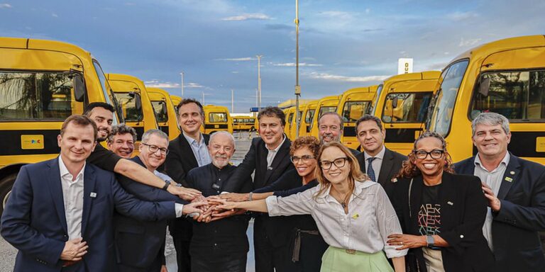 investir-em-educacao-e-o-jeito-de-salvar-o-brasil,-defende-lula