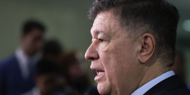 CPI do INSS: após revés no STF, Viana quer votar relatório nesta sexta cpi-do-inss:-apos-reves-no-stf,-viana-quer-votar-relatorio-nesta-sexta