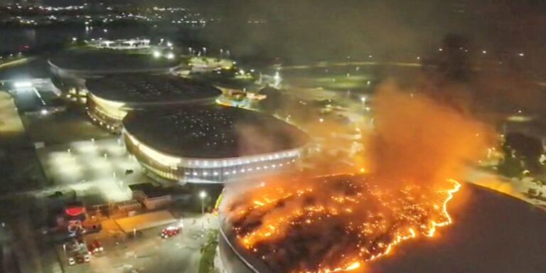 Incêndio atinge Velódromo Olímpico no Rio incendio-atinge-velodromo-olimpico-no-rio