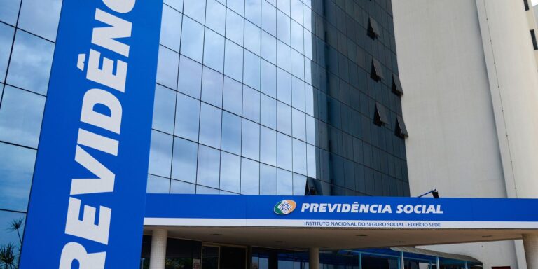 fila-do-inss-cai-16%-em-dois-meses-apos-analise-de-500-mil-processos