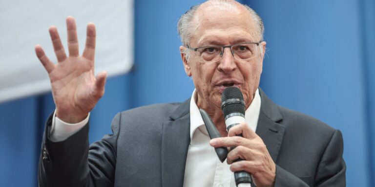 alckmin-espera-dialogo-e-“boa-quimica”-em-encontro-entre-lula-e-trump