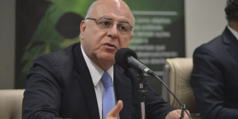 relator-propoe-comite-para-definir-minerais-estrategicos-ao-pais