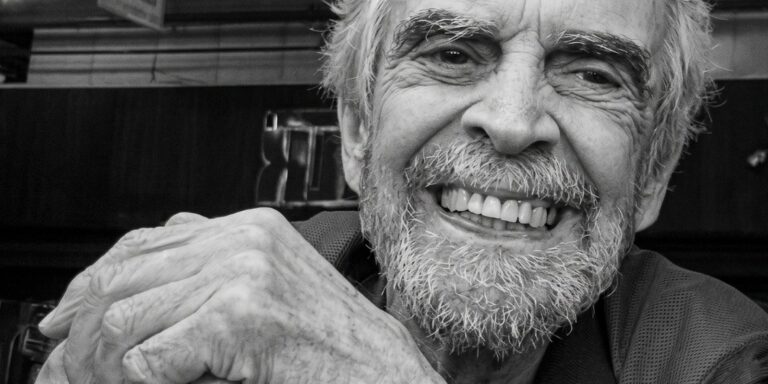 vladimir-sacchetta,-jornalista-e-pesquisador,-morre-aos-75-anos