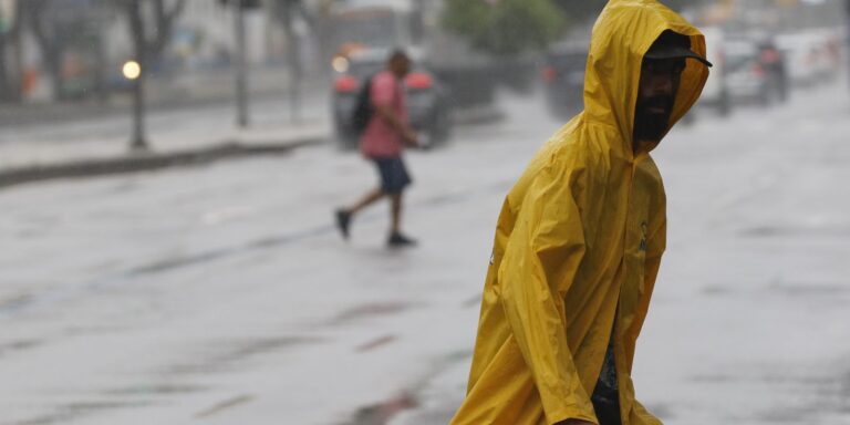 Chuva na Rocinha superou em mais que duas vezes a média de junho chuva-na-rocinha-superou-em-mais-que-duas-vezes-a-media-de-junho