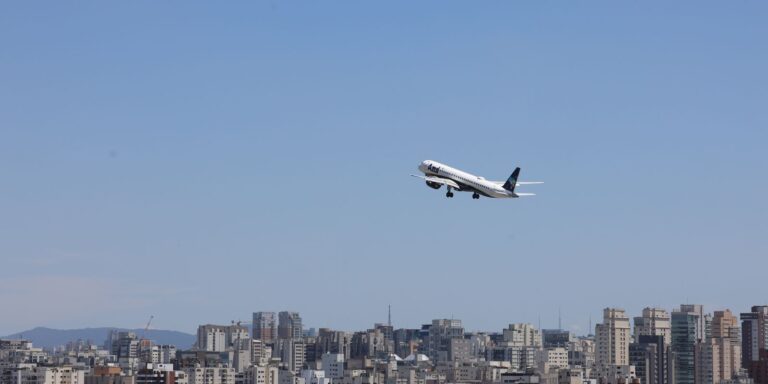 brasil-bate-recorde-de-passageiros-em-voos-domesticos-em-2026
