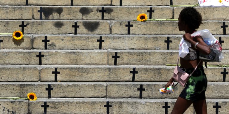 Mortes violentas caem 8,2% no país em 2025; feminicídios aumentam 4% mortes-violentas-caem-8,2%-no-pais-em-2025;-feminicidios-aumentam-4%
