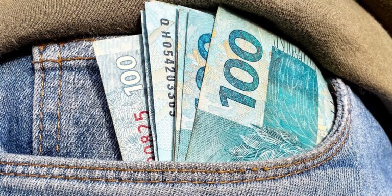 Beneficiários com NIS de final 5 recebem Bolsa Família de julho beneficiarios-com-nis-de-final-5-recebem-bolsa-familia-de-julho