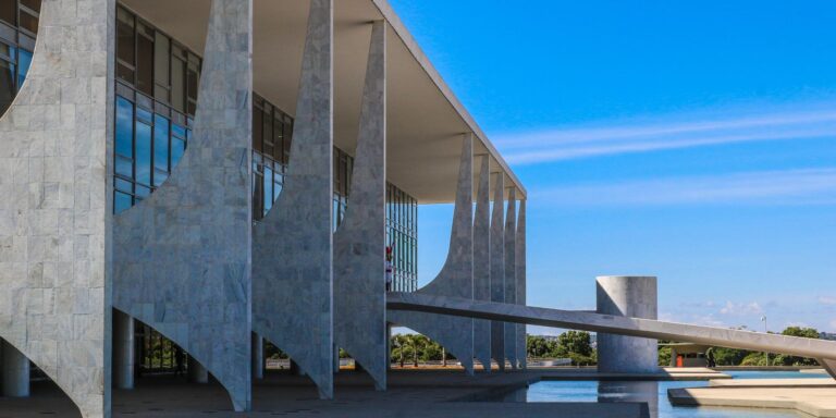 em-artigo-em-jornal-dos-eua,-lula-critica-postura-do-pais-com-tarifas