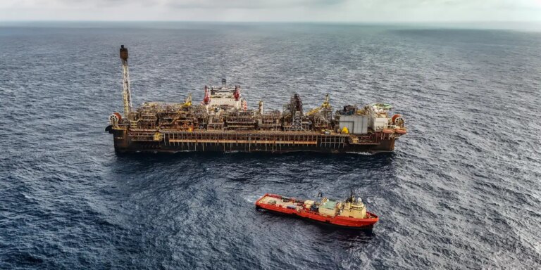 Produção de petróleo e gás no Brasil cresce 14% no 2º trimestre producao-de-petroleo-e-gas-no-brasil-cresce-14%-no-2o-trimestre