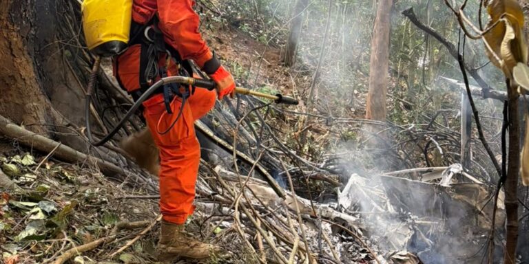 Colombianas que morreram na queda de helicóptero eram avó, mãe e filha colombianas-que-morreram-na-queda-de-helicoptero-eram-avo,-mae-e-filha