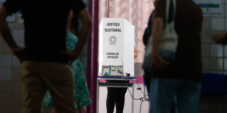 TSE recebe mais de mil denúncias nos primeiros dias de campanha tse-recebe-mais-de-mil-denuncias-nos-primeiros-dias-de-campanha