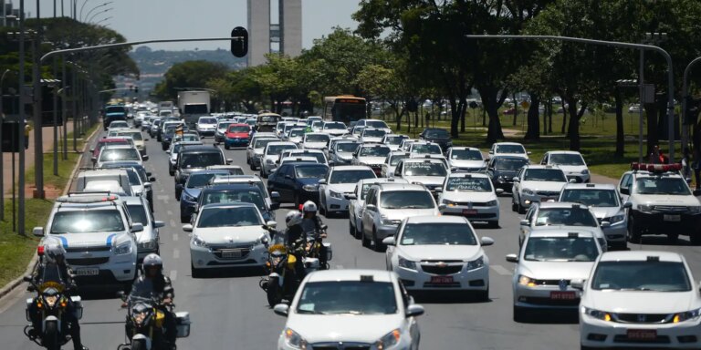Crédito para carros de aplicativo tem teto elevado para R$ 200 mil credito-para-carros-de-aplicativo-tem-teto-elevado-para-r$-200-mil