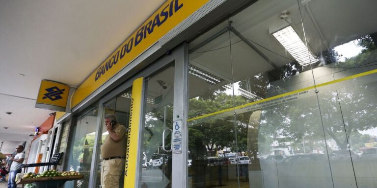 Banco do Brasil lança novo aplicativo com foco em IA e personalização banco-do-brasil-lanca-novo-aplicativo-com-foco-em-ia-e-personalizacao