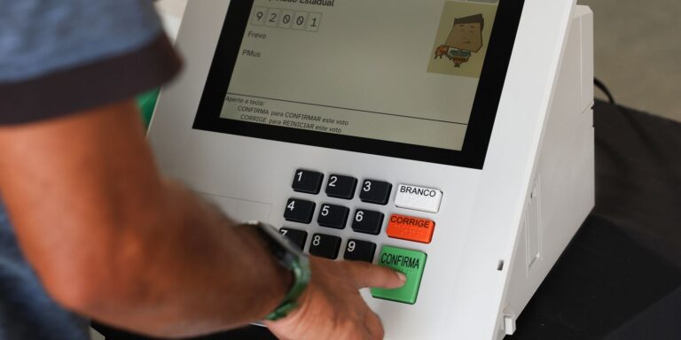 facebook-falha-em-filtrar-anuncio-com-desinformacao-eleitoral,-diz-ong