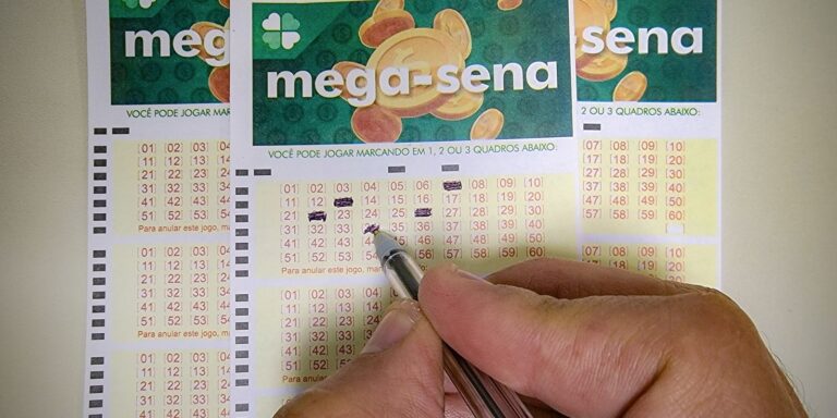 Mega-Sena sorteia prêmio acumulado de R$ 48 milhões neste domingo mega-sena-sorteia-premio-acumulado-de-r$-48-milhoes-neste-domingo