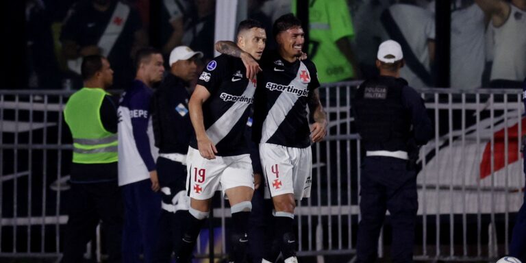 Vasco mantém possibilidade de final brasileira na Copa Sul-Americana vasco-mantem-possibilidade-de-final-brasileira-na-copa-sul-americana