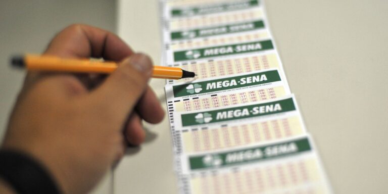 Mega-Sena sorteia prêmio acumulado de R$ 38 milhões nesta quinta-feira mega-sena-sorteia-premio-acumulado-de-r$-38-milhoes-nesta-quinta-feira