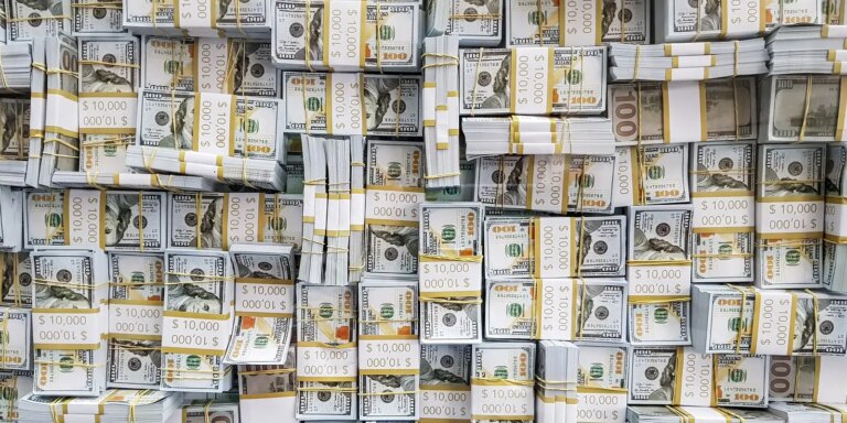 Dólar fecha acima de R$ 5,22 em dia de mal-estar global dolar-fecha-acima-de-r$-5,22-em-dia-de-mal-estar-global