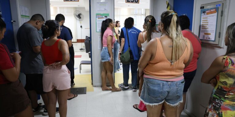 Governadores eleitos no primeiro turno têm entre 37 e 70 anos governadores-eleitos-no-primeiro-turno-tem-entre-37-e-70-anos