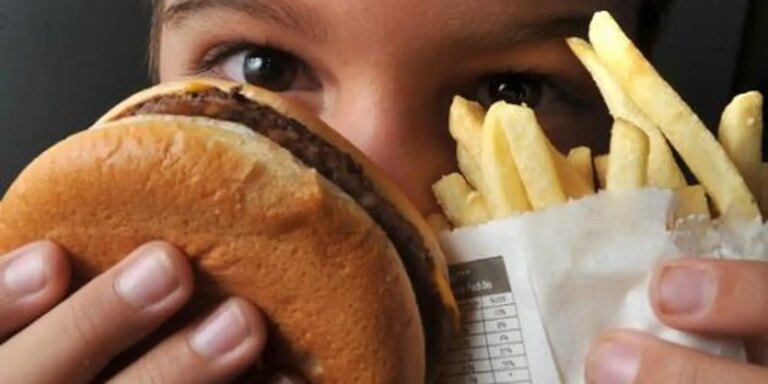 OMS lança guia para enfrentar obesidade em crianças e adolescentes oms-lanca-guia-para-enfrentar-obesidade-em-criancas-e-adolescentes