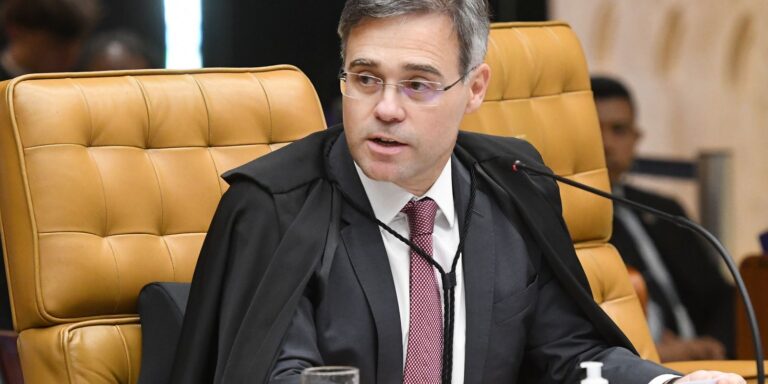 Mendonça determina remoção de vídeo de deputados contrários a Flávio mendonca-determina-remocao-de-video-de-deputados-contrarios-a-flavio