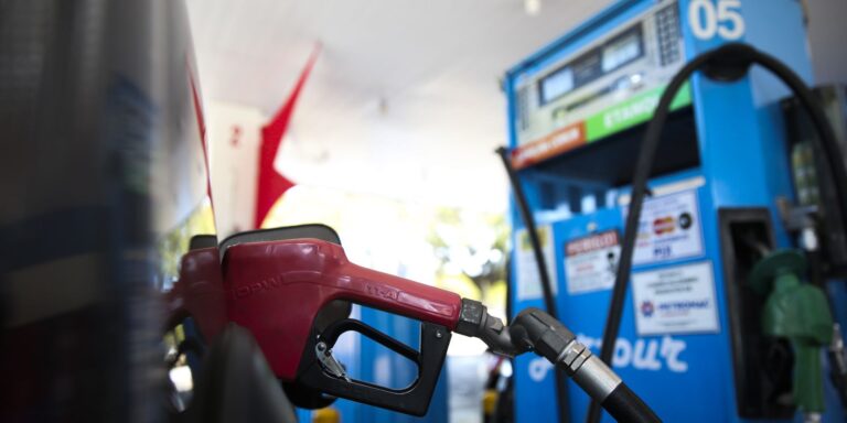 Tributos da gasolina são zerados e subsídios a combustíveis, ampliados tributos-da-gasolina-sao-zerados-e-subsidios-a-combustiveis,-ampliados