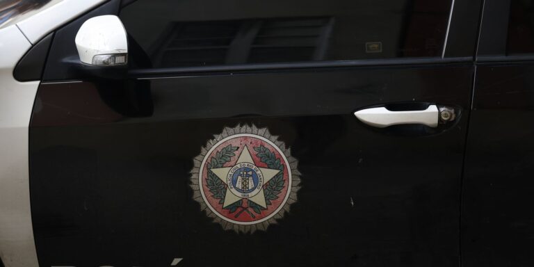 Polícia investiga ligação de policiais com facção criminosa policia-investiga-ligacao-de-policiais-com-faccao-criminosa