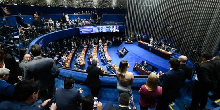 Senado vota PEC pelo fim da escala 6×1 senado-vota-pec-pelo-fim-da-escala-6×1
